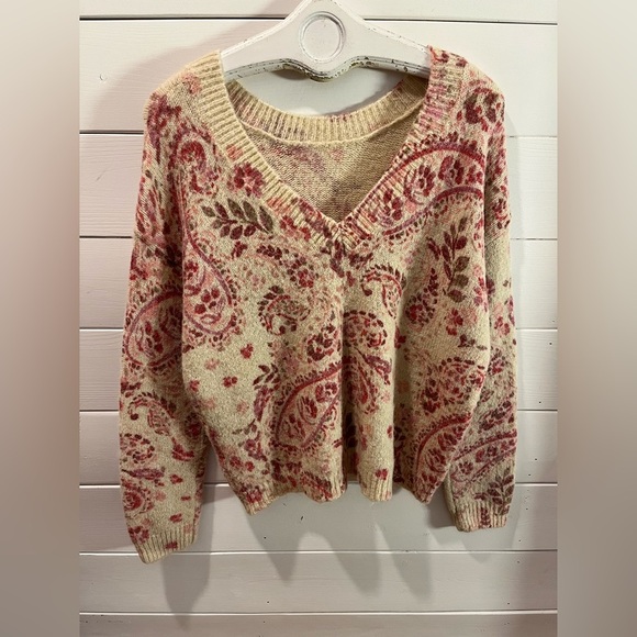 ❣️🩷GRACE & MILA Sweater “GANESH” – 
Size M/L(refer to measurements) - Picture 1 of 11